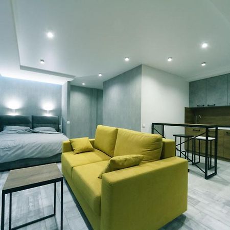 Hotrent City Deluxe Київ Екстер'єр фото