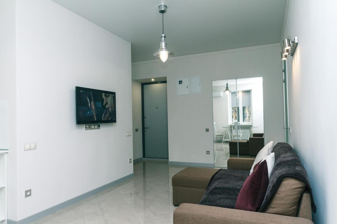 Hotrent City Deluxe Київ Екстер'єр фото