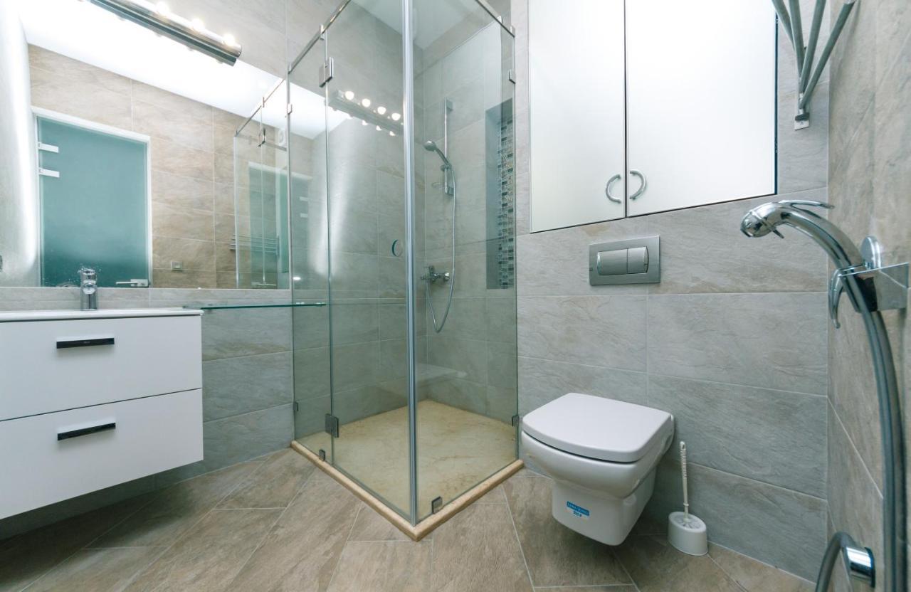 Hotrent City Deluxe Київ Екстер'єр фото