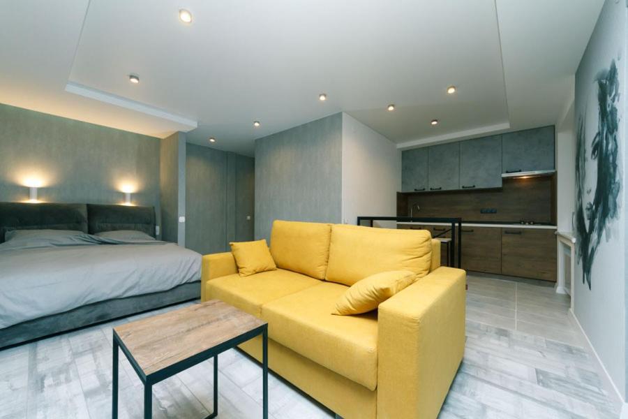 Hotrent City Deluxe Київ Екстер'єр фото