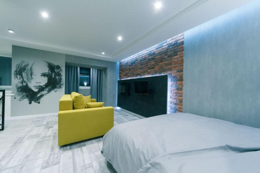 Hotrent City Deluxe Київ Екстер'єр фото